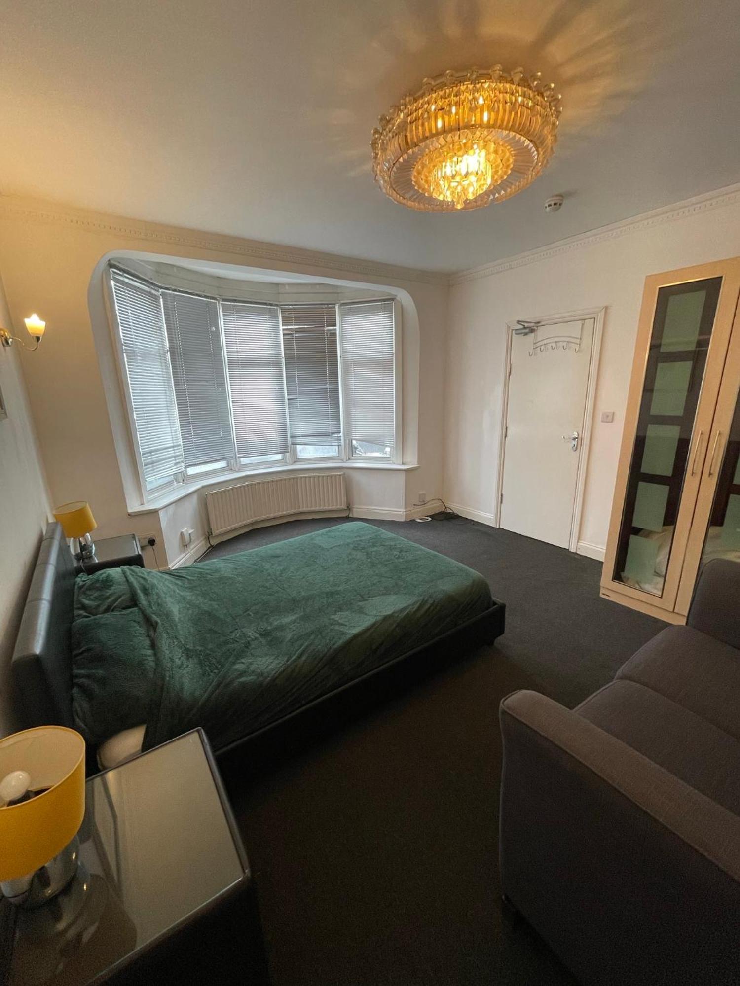 Cozy Private Rooms In Homestay Ilford Eksteriør bilde